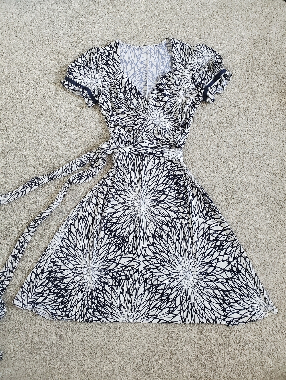 Navy & White Floral Faux Wrap Dress With Puff Short Sleeve And Buttom Detail